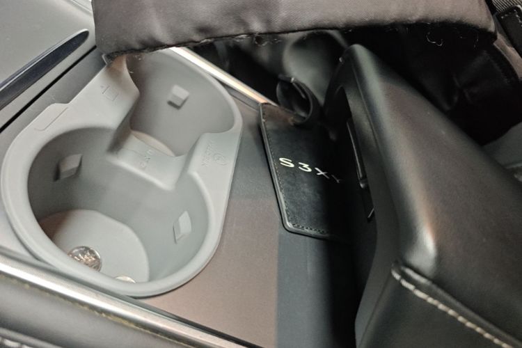 Tesla Model 3 2022 immagine di auto #9