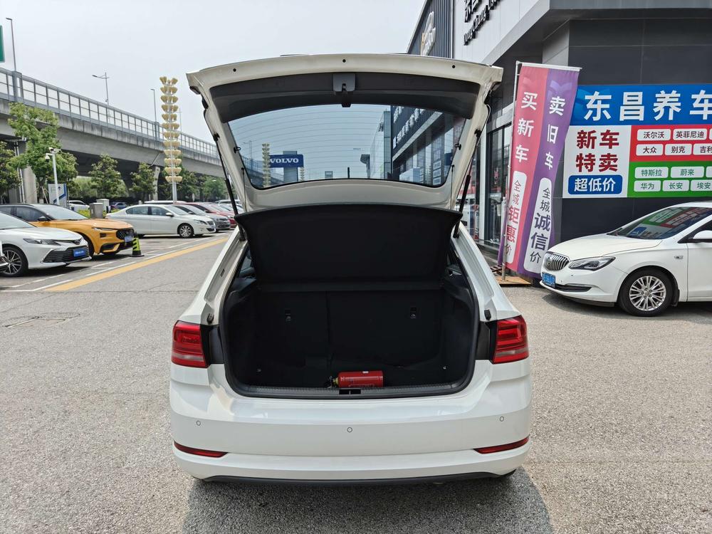 Volkswagen Santana 2018 #8 Volkswagen Santana 2018 car image #8