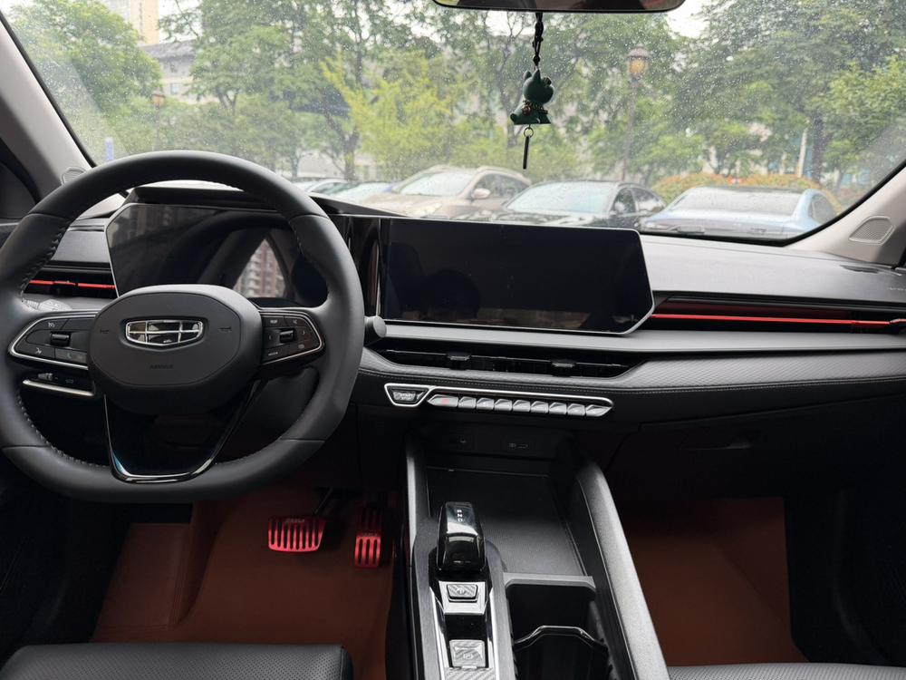 GEELY Binray 2024 car image #17
