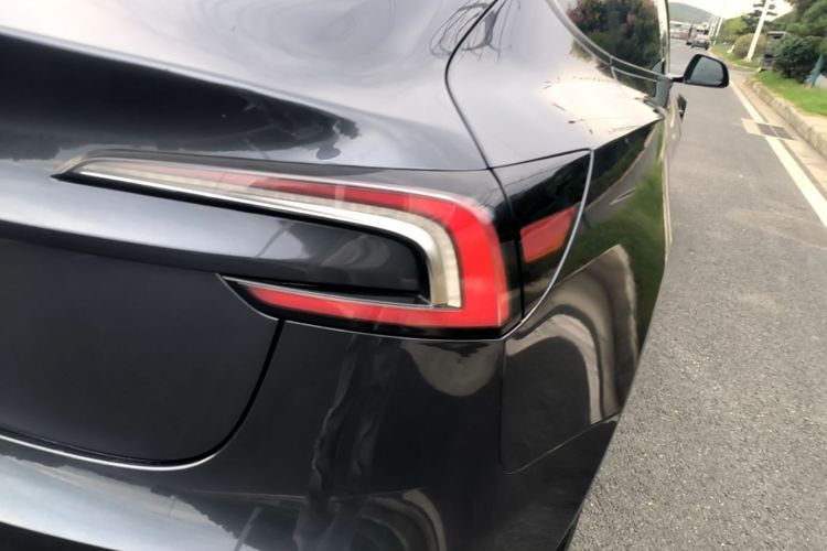 Tesla Model 3 2025 #8 Tesla Model 3 2025 car image #8