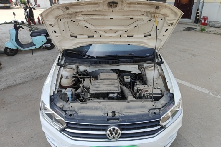 Volkswagen Bora 2023 car image #20
