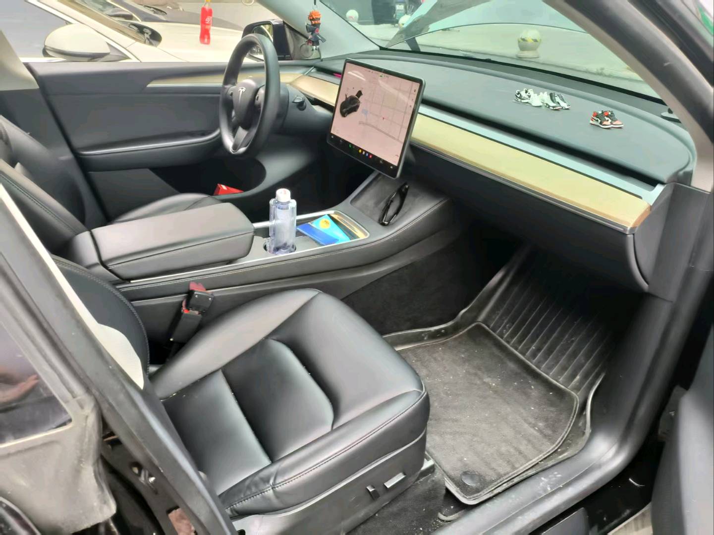 Tesla Model Y 2022 #8 Tesla Model Y 2022 immagine di auto #8