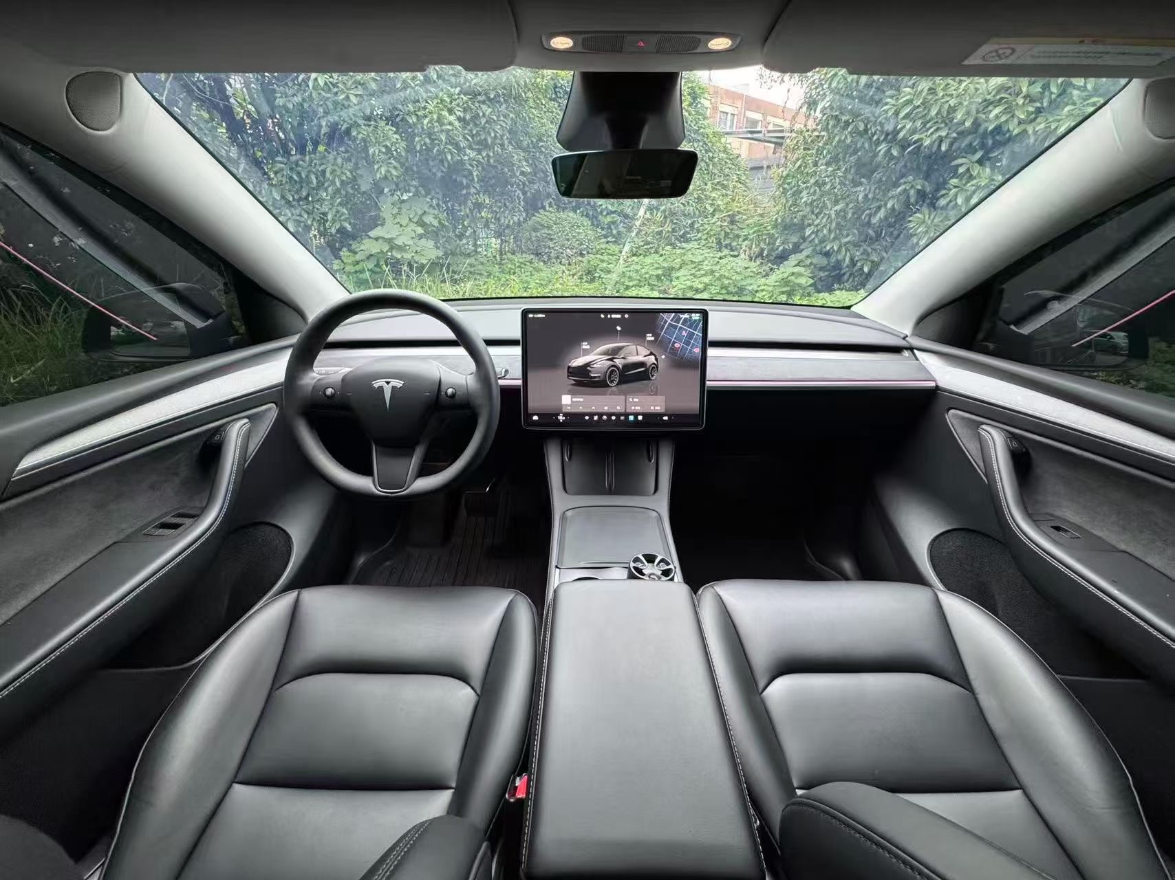 Tesla Model Y 2024 #7 Tesla Model Y 2024 car image #7