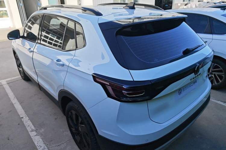 Volkswagen Tharu 2025 car image #5