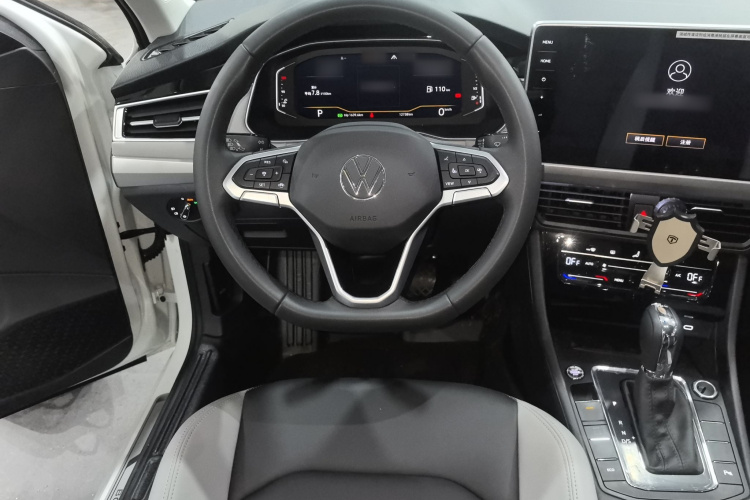 Volkswagen Bora 2025 #11 Volkswagen Bora 2025 car image #11