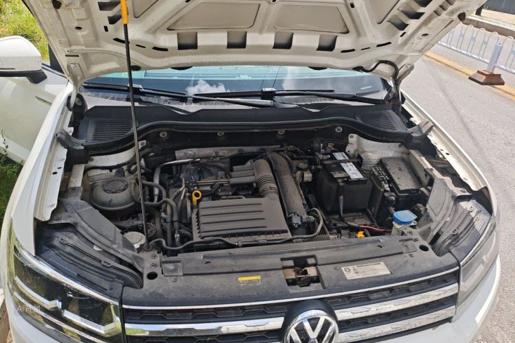 Volkswagen Tharu 2020 car image #22