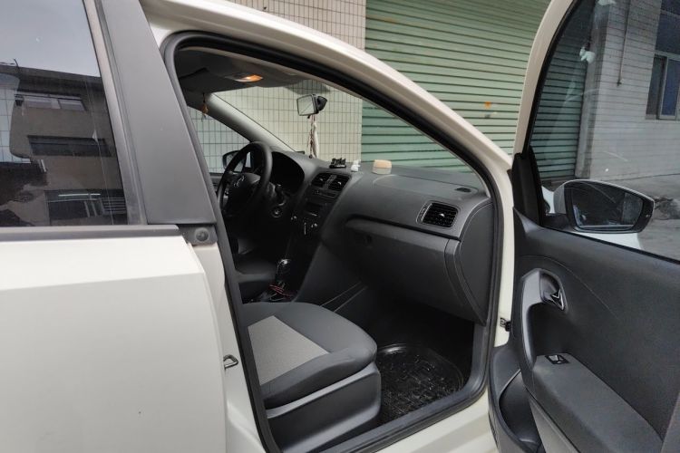 Volkswagen Polo 2018 #23 Volkswagen Polo 2018 car image #23