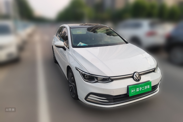 Volkswagen Golf 2022 car image #4