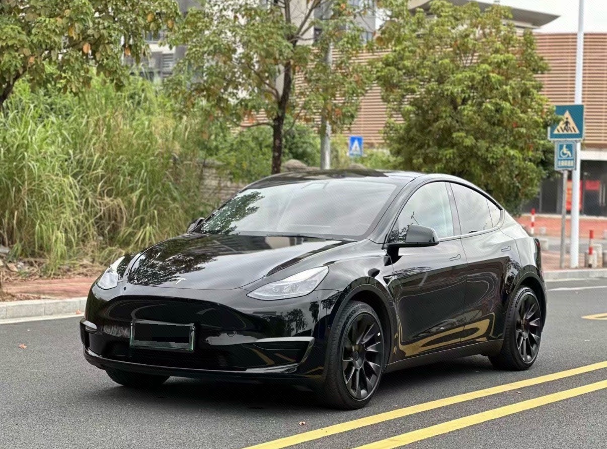 Tesla Model Y 2022 Tesla Model Y 2022 car image
