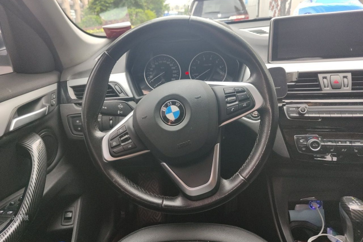 BMW X1 2017 car image #12
