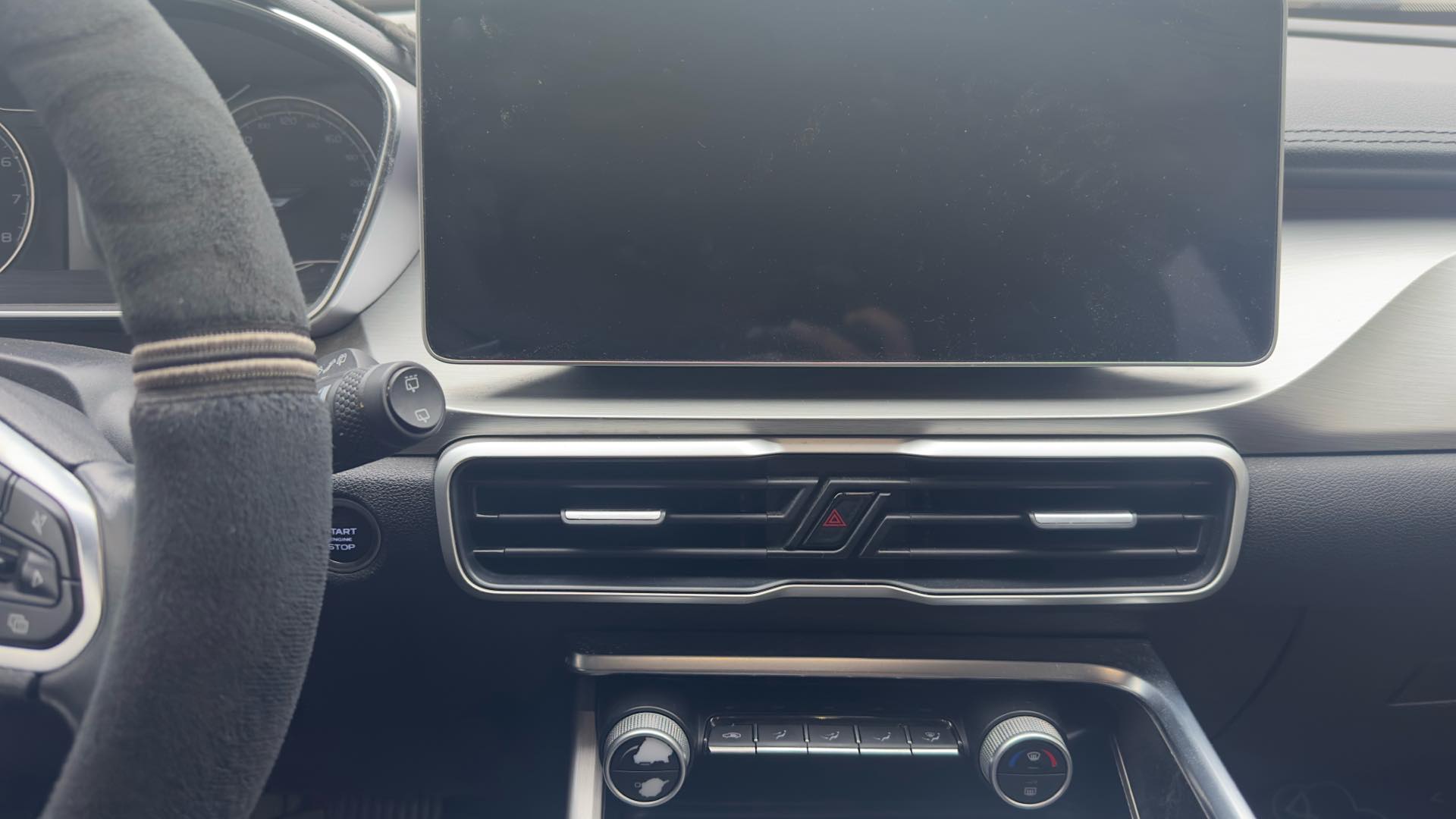 GEELY Coolray 2021 #9 GEELY Coolray 2021 car image #9
