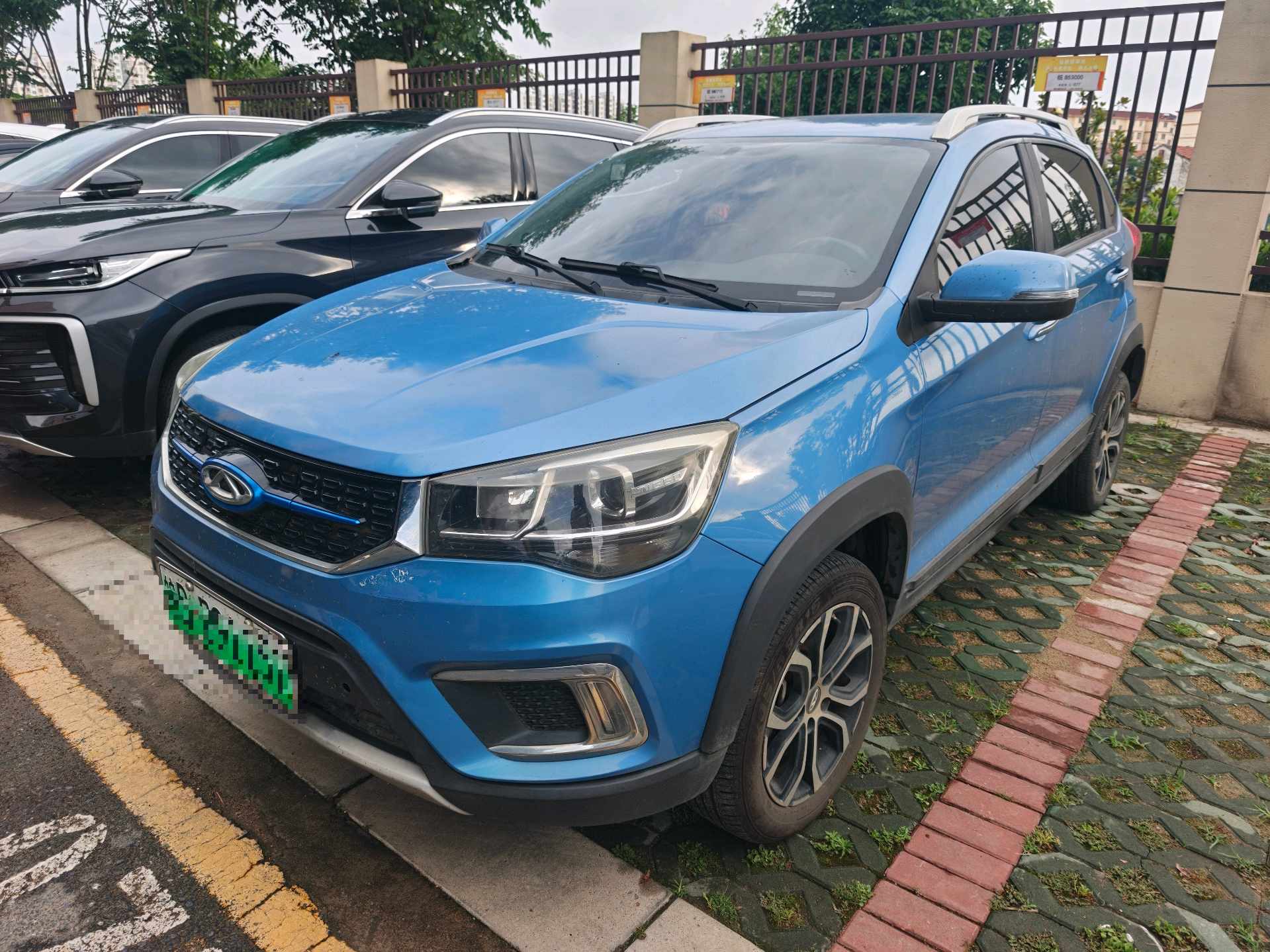 2018 2018 car image