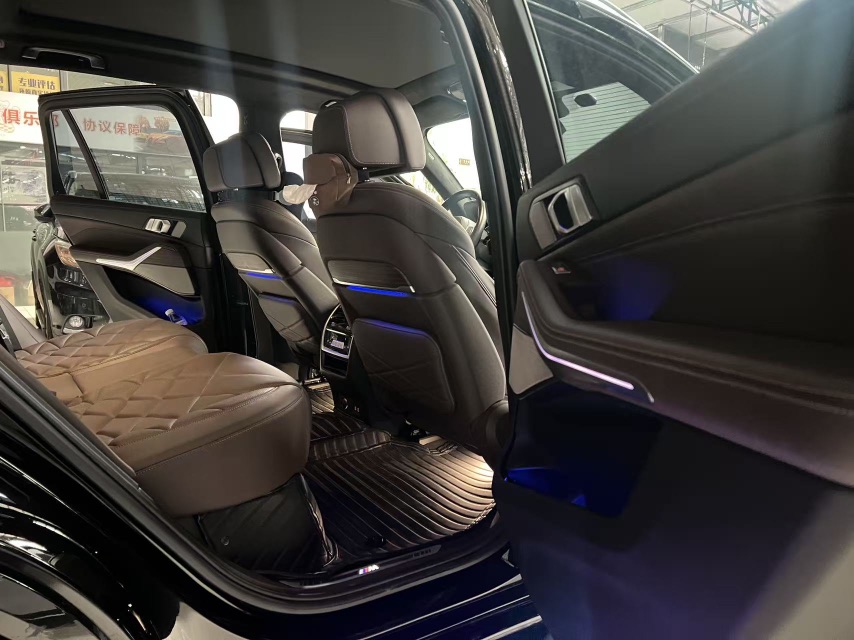 BMW X5 2022 car image #8