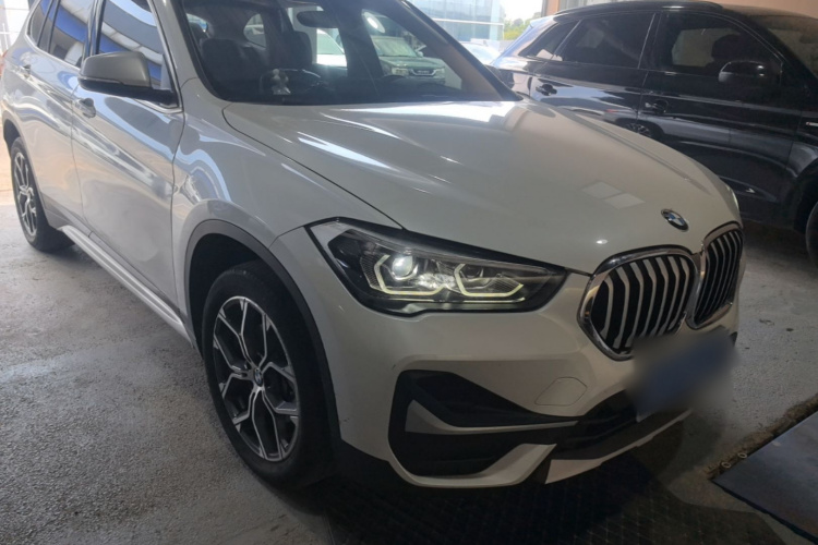 BMW X1 2022 car image #4