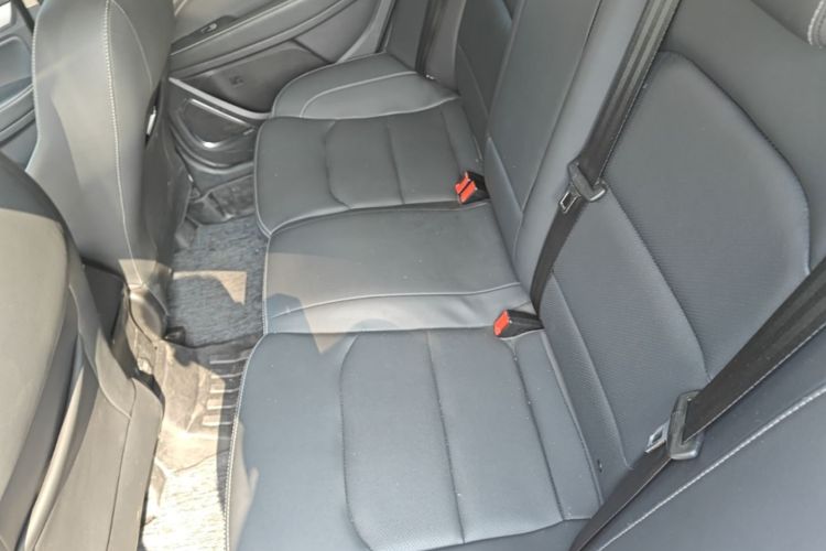 GEELY Emgrand 2018 immagine di auto #17