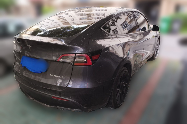 Tesla Model Y 2022 car image #7
