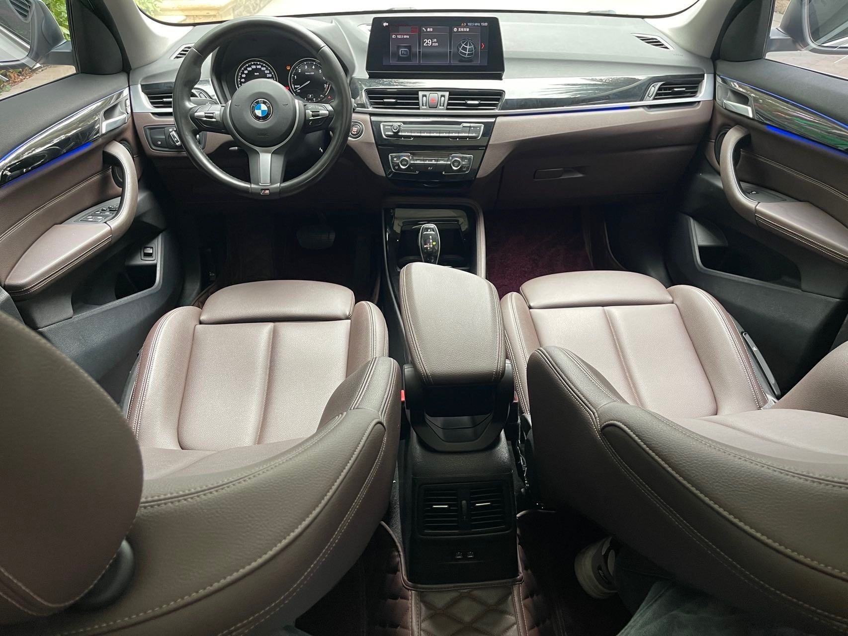 2020 imagem de carro #3