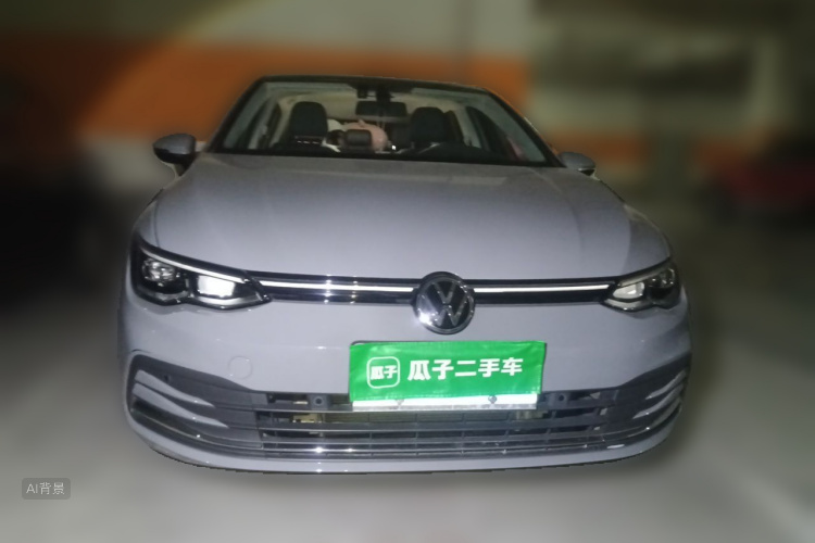Volkswagen Golf 2021 car image #3