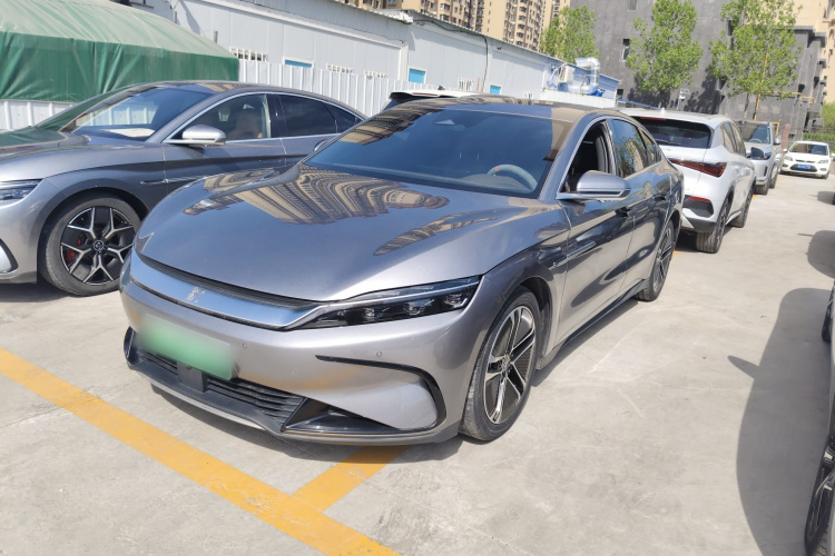 BYD Han 2023 car image #2