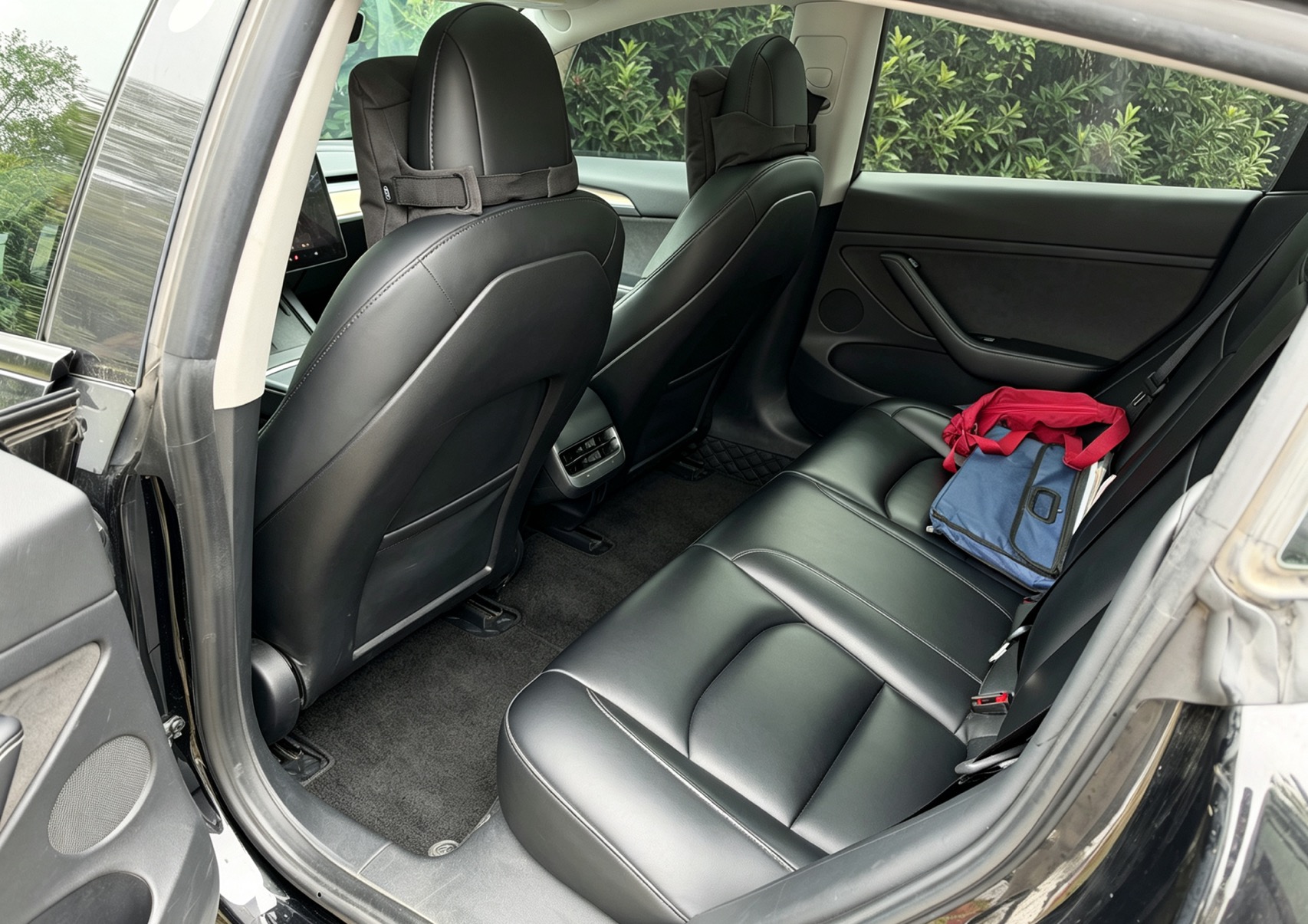 Tesla Model 3 2022 car image #7