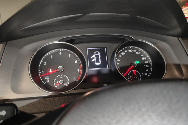 Volkswagen Golf 2014 car image #16