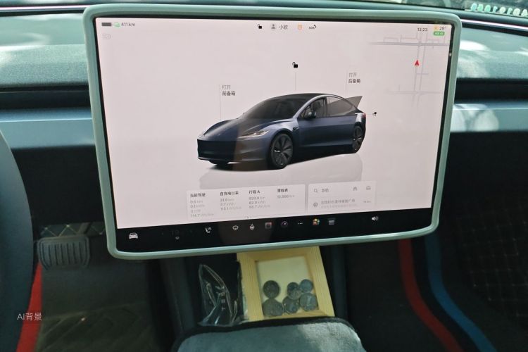 Tesla Model 3 2025 car image #15
