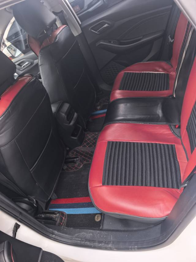 MG 5 2025 immagine di auto #8