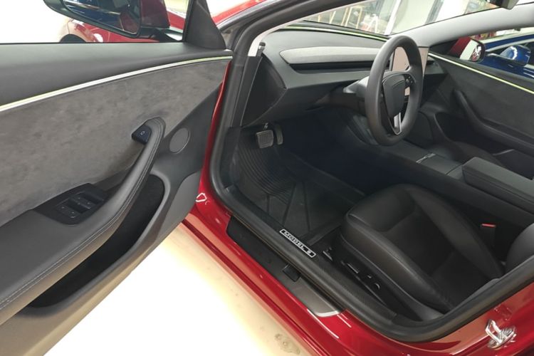 Tesla Model 3 2023 #16 Tesla Model 3 2023 car image #16