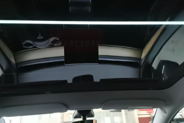 Tesla Model Y 2023 #18 Tesla Model Y 2023 car image #18