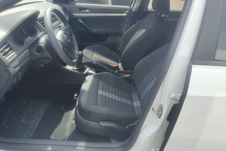 Volkswagen Lavida 2020 car image #15
