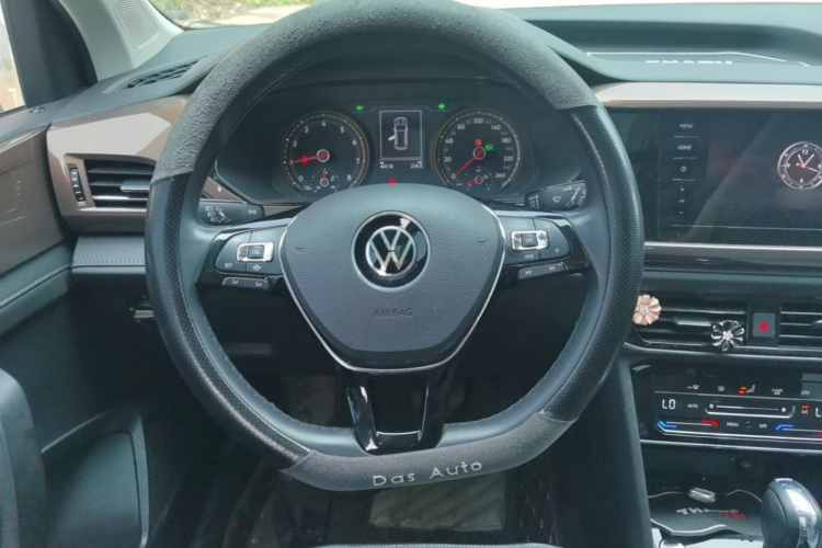 Volkswagen Tharu 2021 #15 Volkswagen Tharu 2021 car image #15