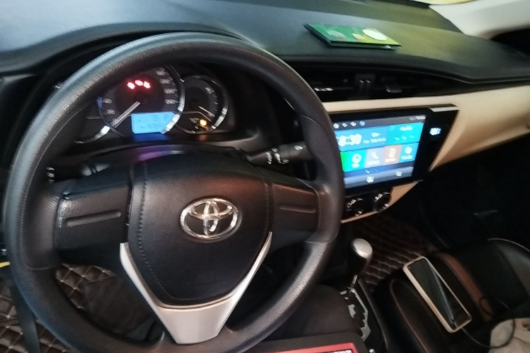 Toyota Corolla 2019 #10 Toyota Corolla 2019 car image #10
