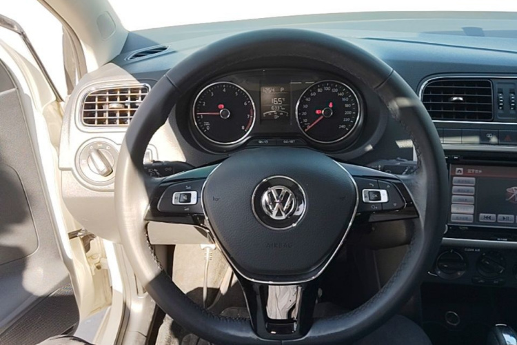 Volkswagen Polo 2017 #11 Volkswagen Polo 2017 car image #11