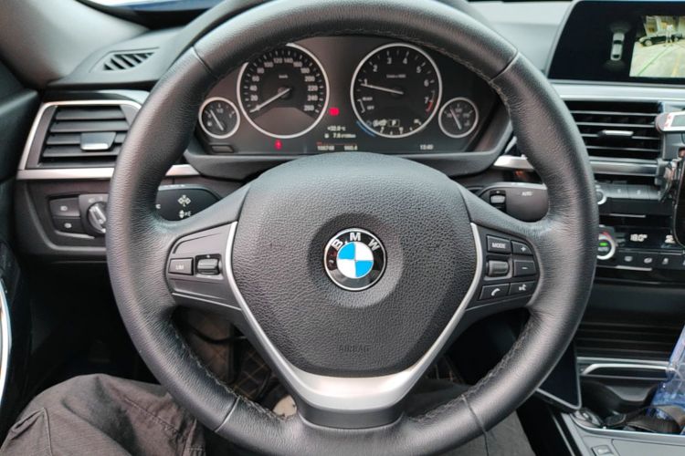 BMW 3 Series GT 2019 imagem de carro #11