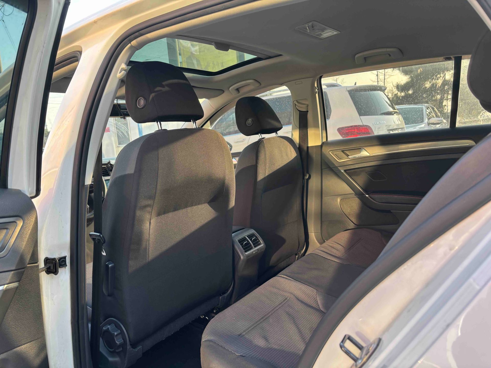 Volkswagen Golf 2014 immagine di auto #3