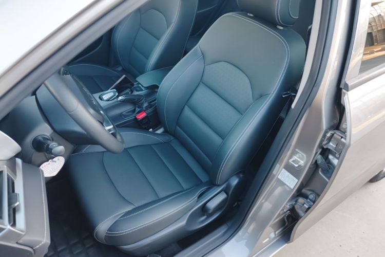 GEELY Emgrand 2021 #15 GEELY Emgrand 2021 car image #15