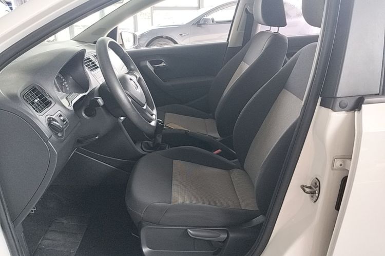 Volkswagen Polo 2017 #15 Volkswagen Polo 2017 car image #15