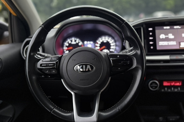 Kia KX1 2018 car image #13