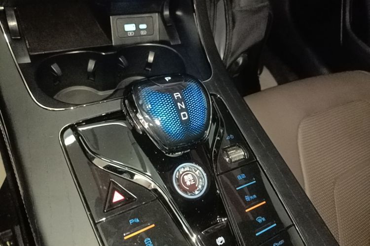 BYD Han 2022 car image #14