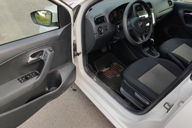 Volkswagen Polo 2019 #16 Volkswagen Polo 2019 car image #16