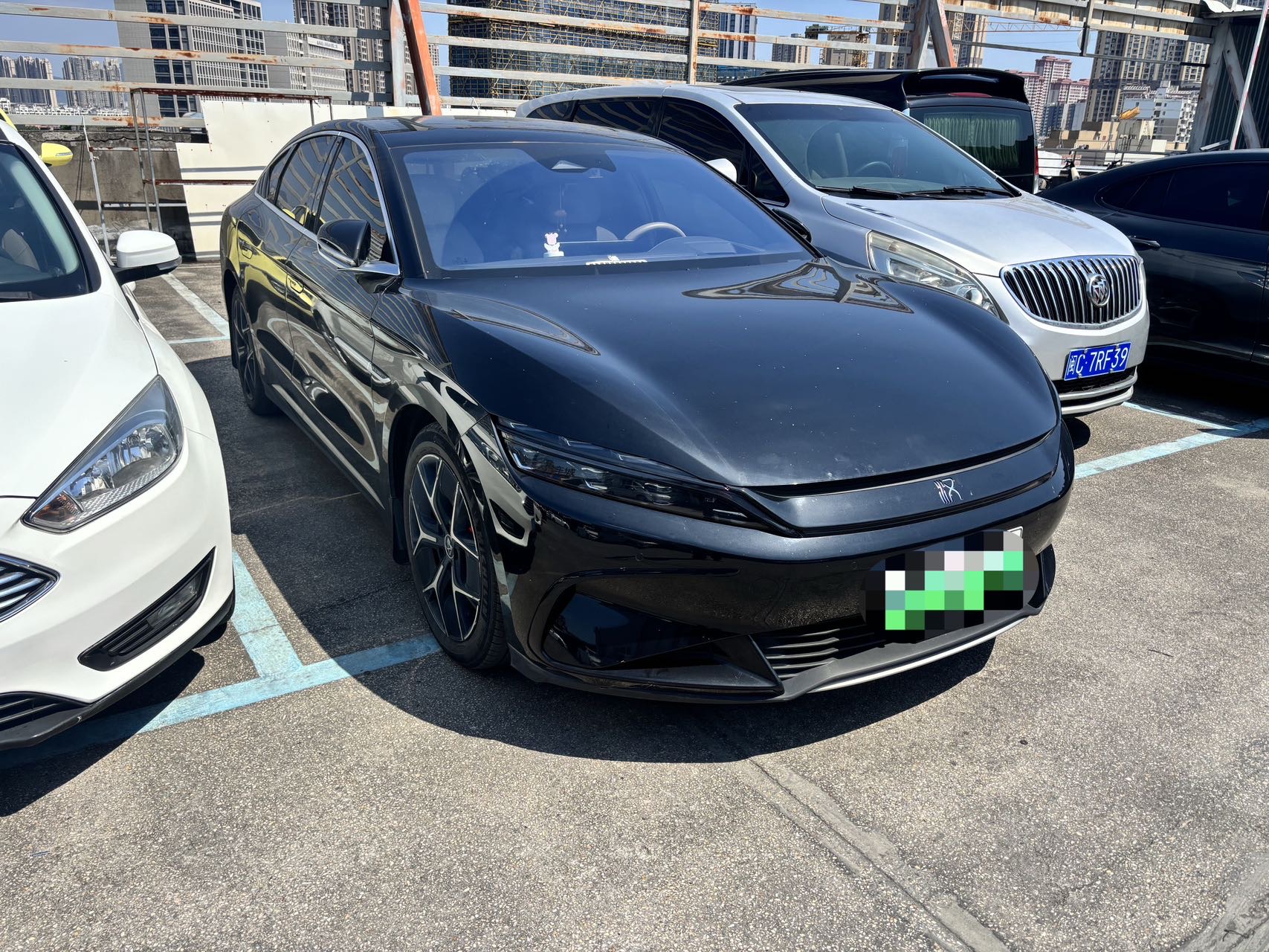 BYD Han 2024 car image #2