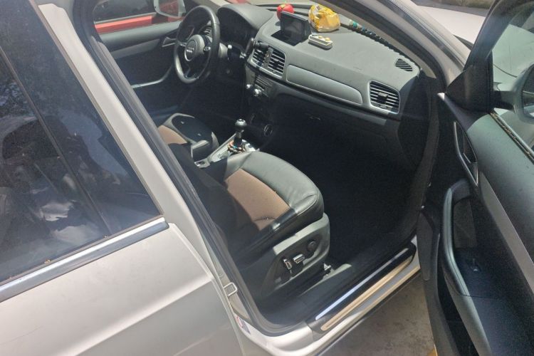 Audi Q3 2019 #23 Audi Q3 2019 car image #23