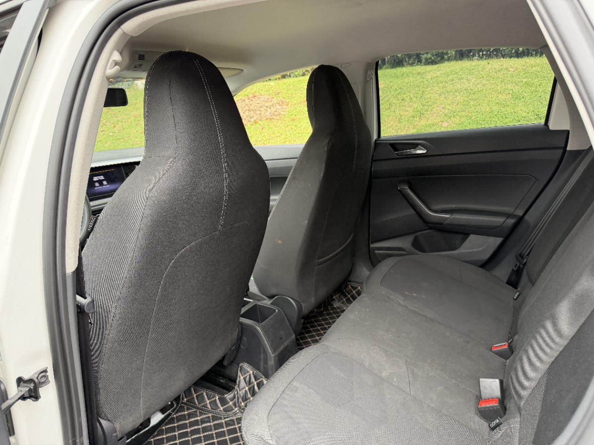 Volkswagen Polo 2022 car image #8