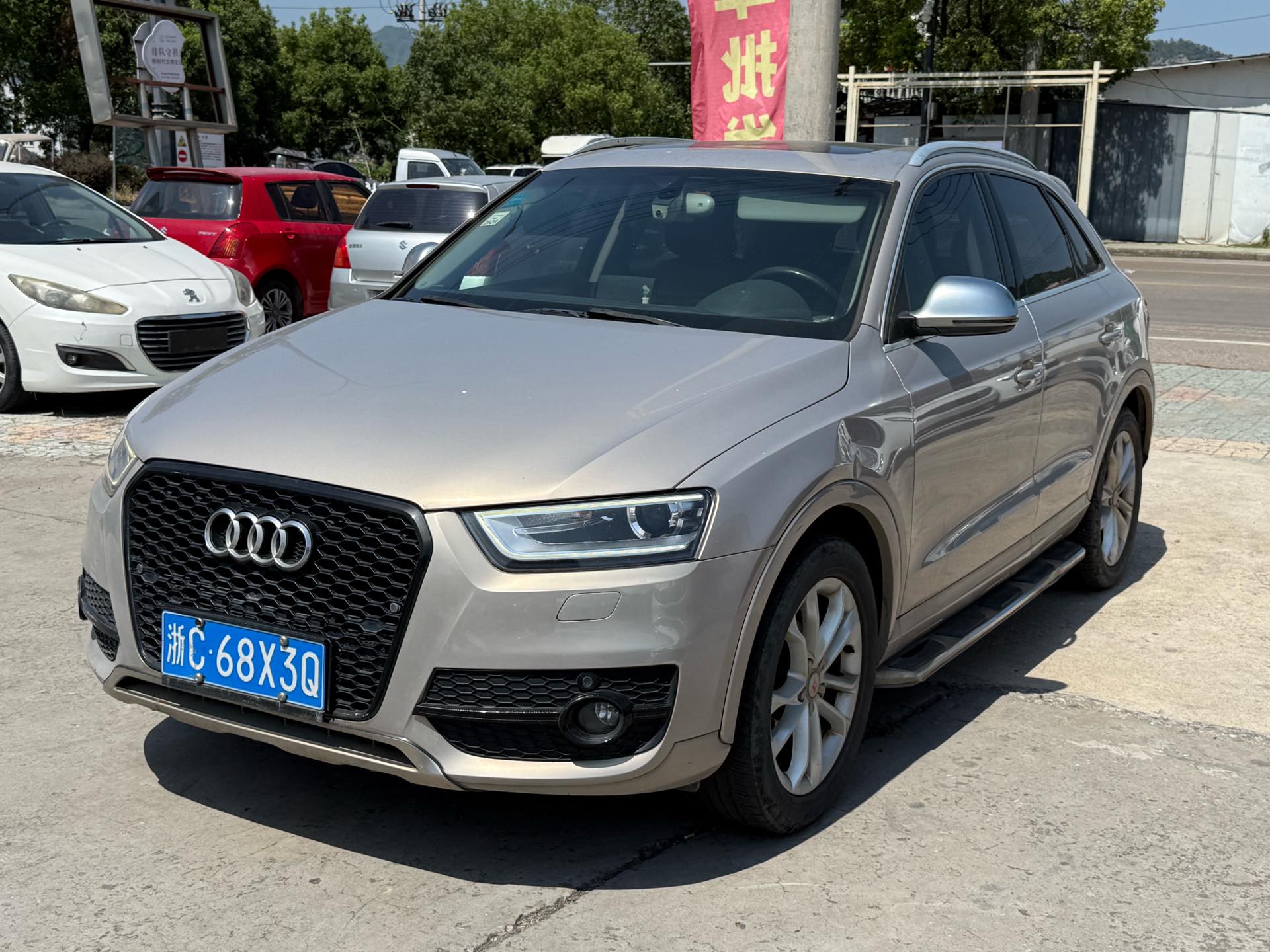 Audi Q3 2016 Audi Q3 2016 immagine di auto