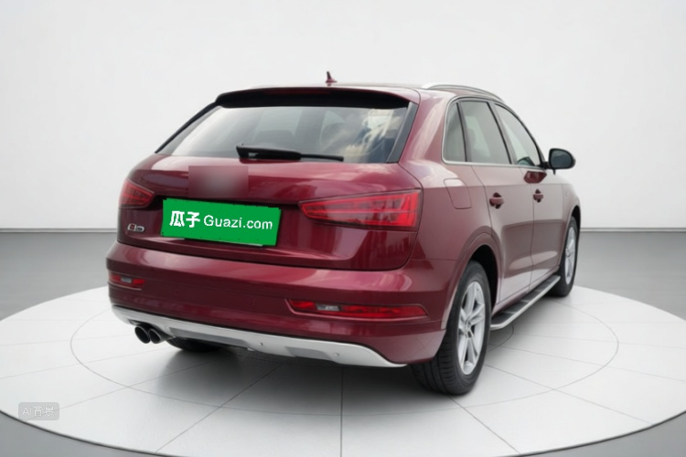 Audi Q3 2017 car image #7