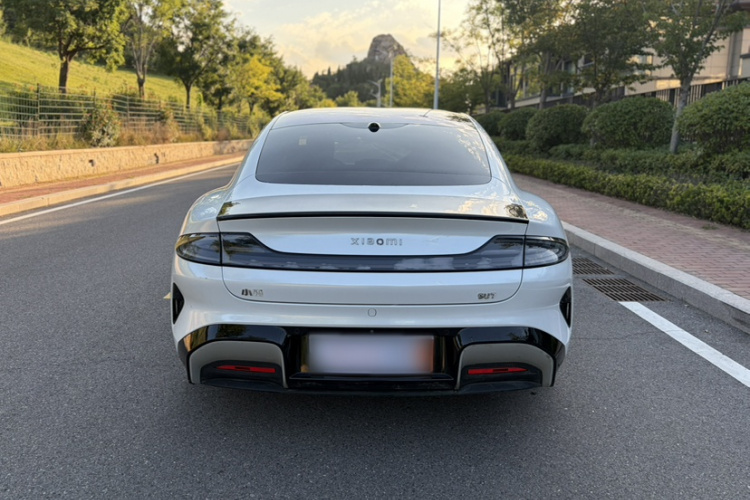 MI SU7 2025 car image #10