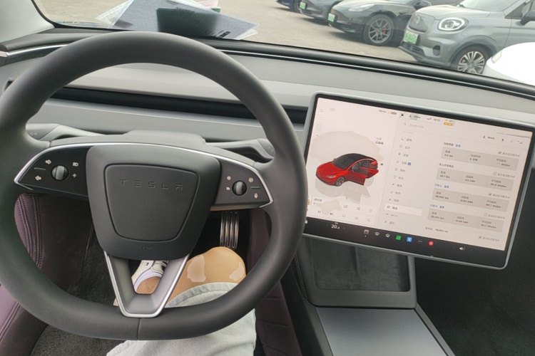 Tesla Model 3 2024 #10 Tesla Model 3 2024 car image #10