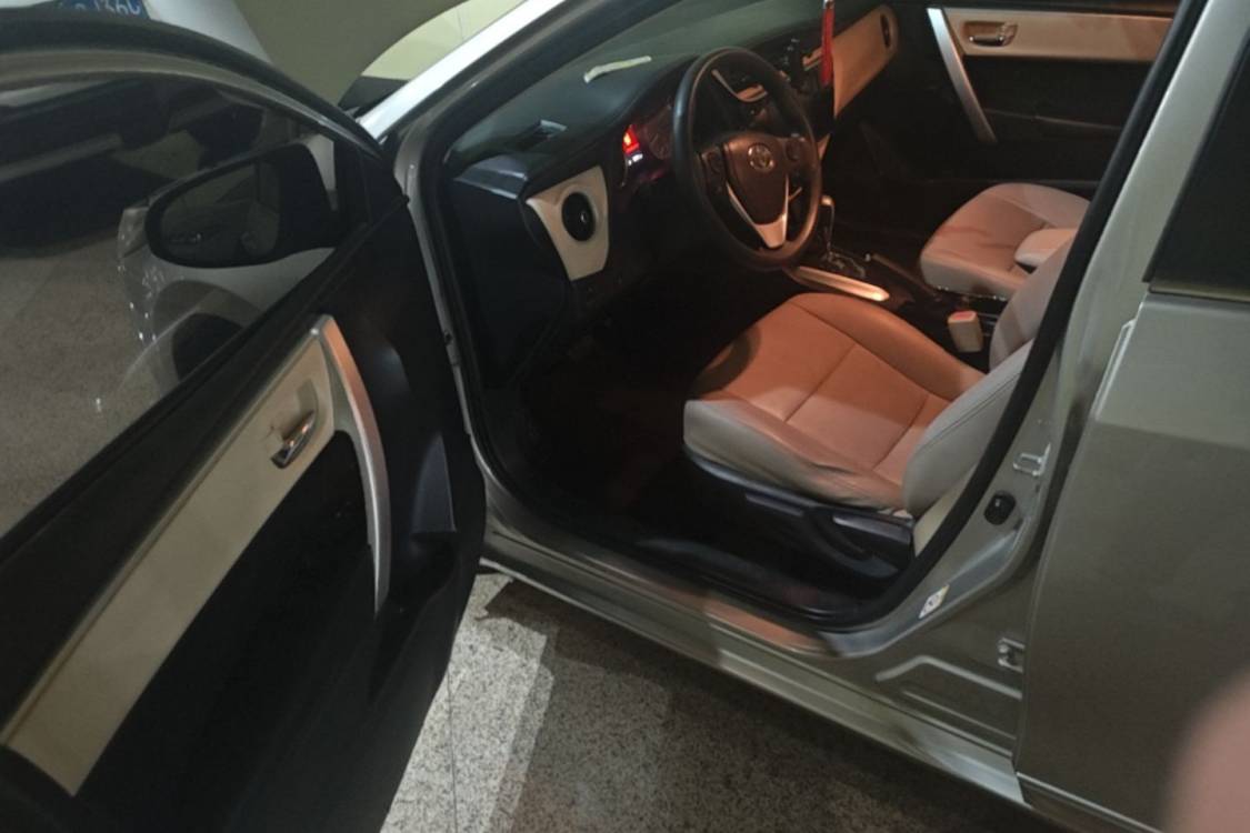Toyota Corolla 2017 car image #24