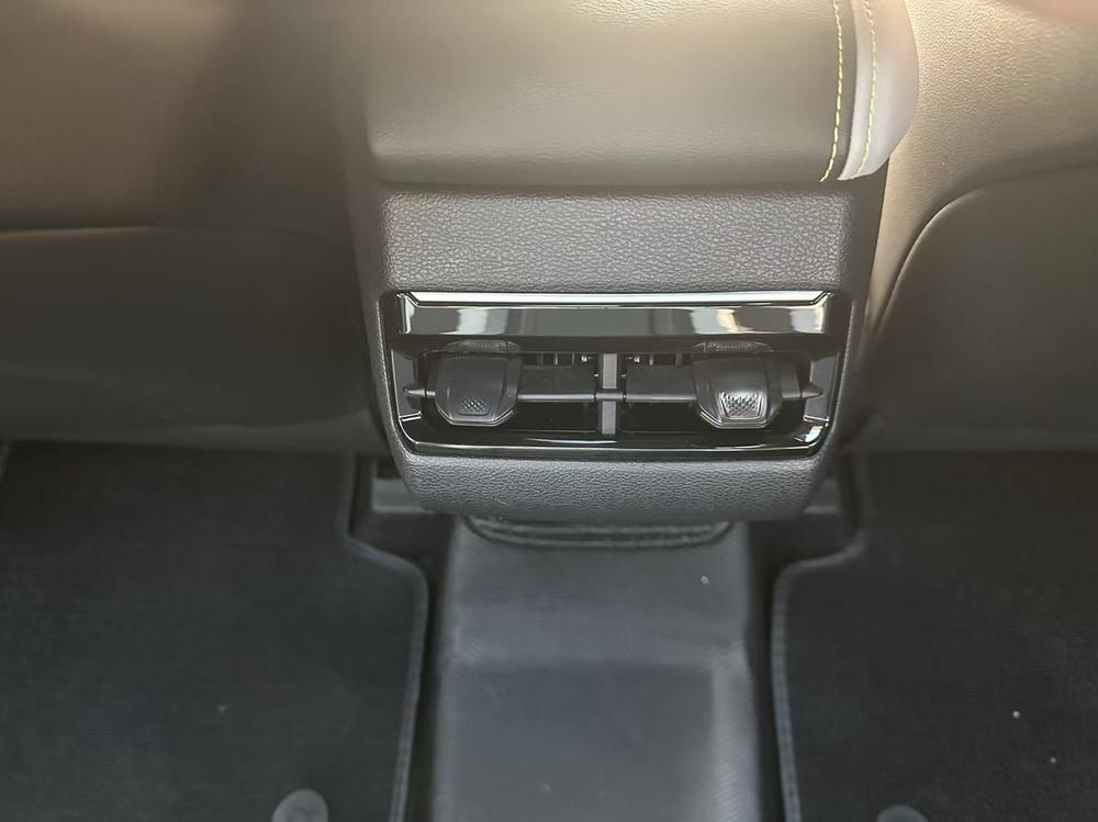 GEELY Coolray 2024 #10 GEELY Coolray 2024 car image #10