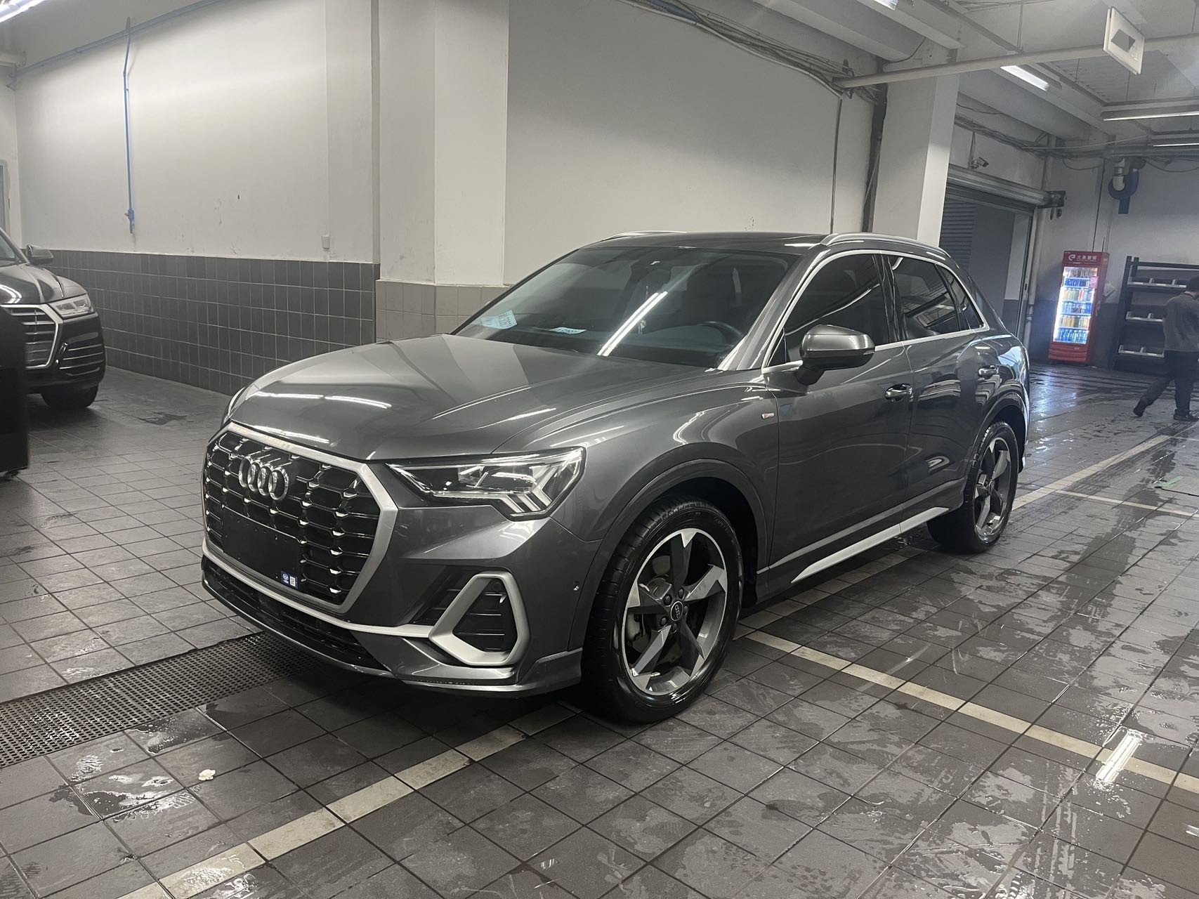 Audi Q3 2023 Audi Q3 2023 car image